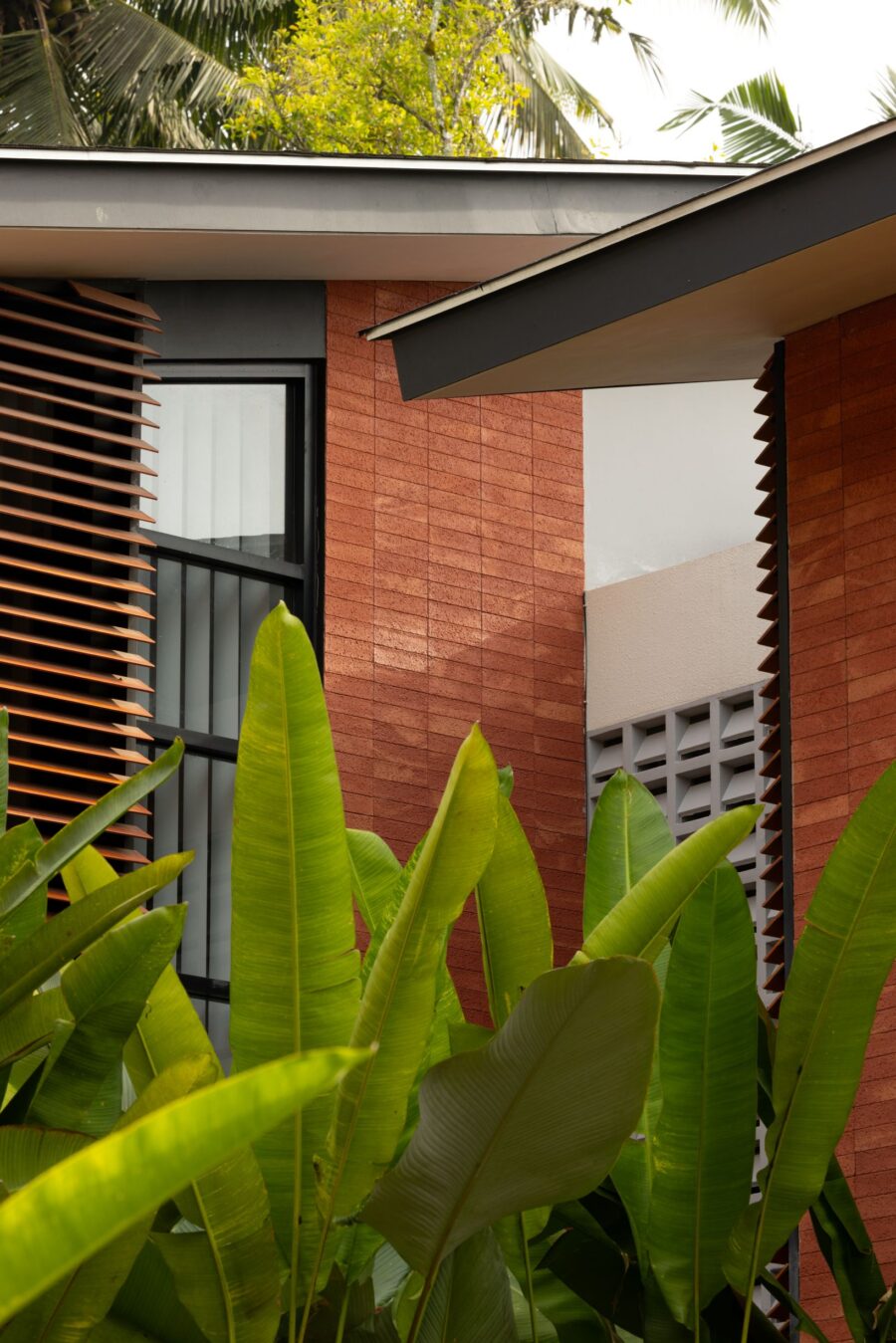 ALAYA PRIVATE ESTATE